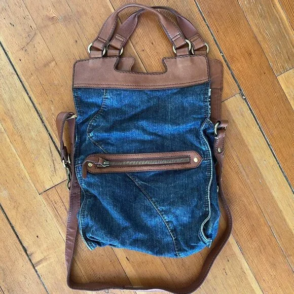 Lucky Brand Abbey Road Denim Crossbody Bag with Leather Trim - Picture 2 of 11